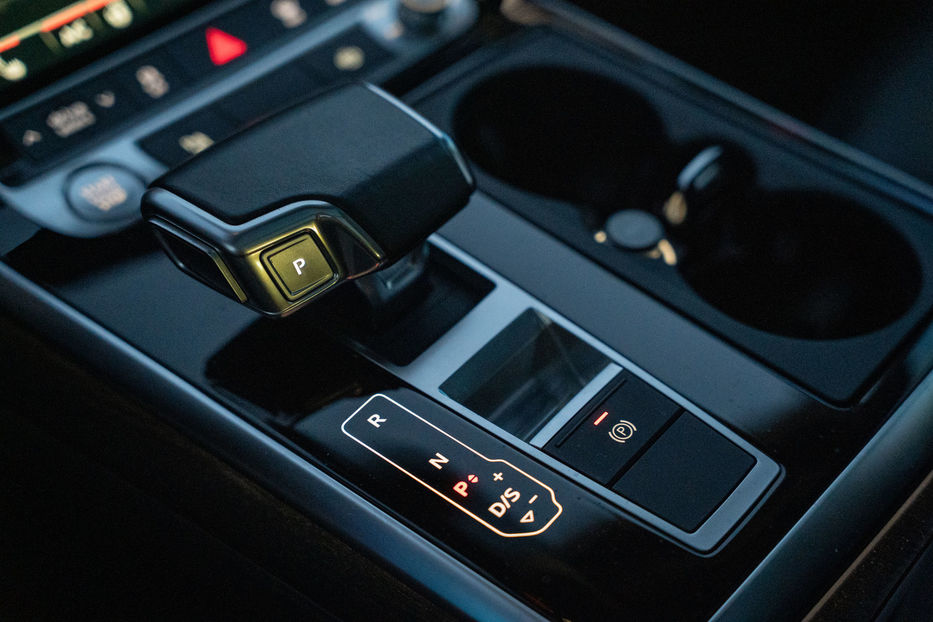 Продам Audi Q7 Premium Plus 2020 года в Черновцах