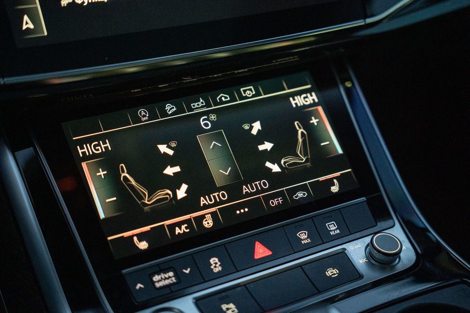 Продам Audi Q7 Premium Plus 2020 года в Черновцах