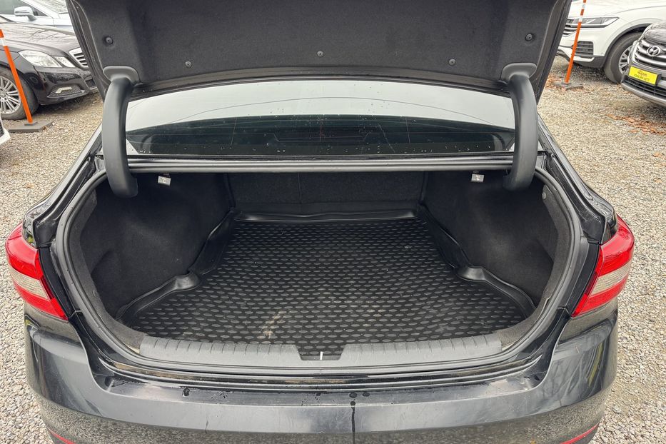 Продам Hyundai Sonata (COMIS) 2015 года в г. Умань, Черкасская область