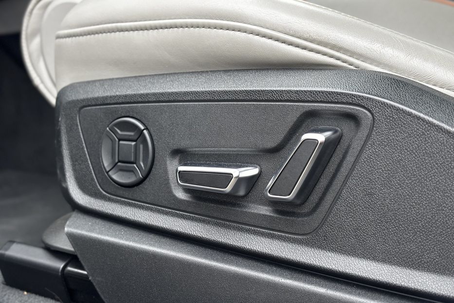 Продам Audi E-Tron 95КВТ авто у Львові  2021 года в Львове