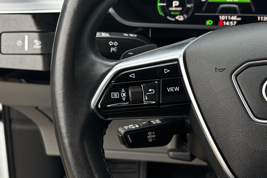 Продам Audi E-Tron 95КВТ авто у Львові  2021 года в Львове