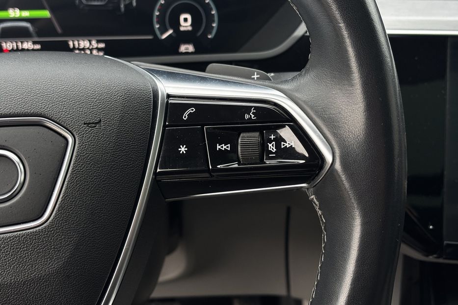 Продам Audi E-Tron 95КВТ авто у Львові  2021 года в Львове