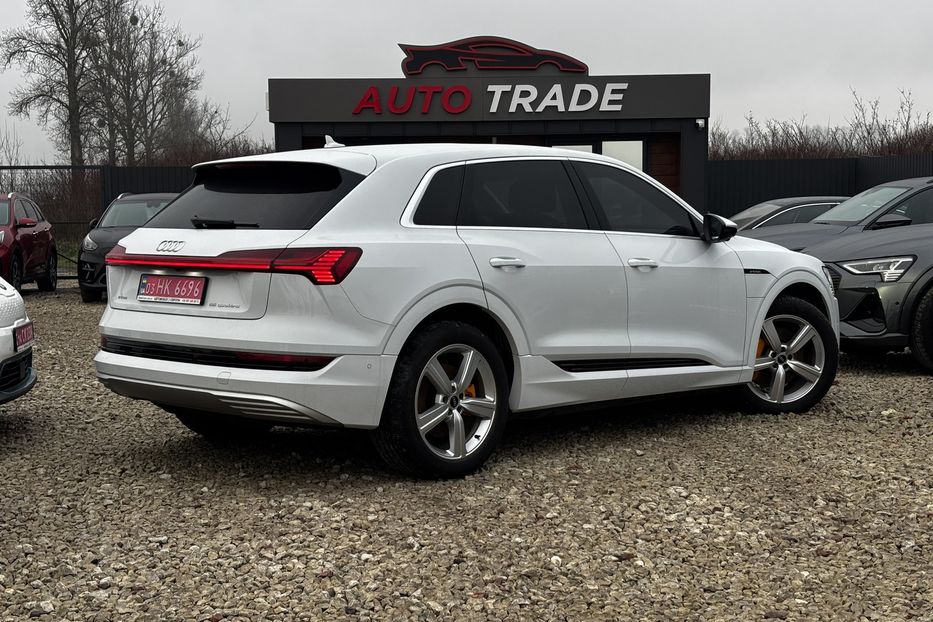 Продам Audi E-Tron 95КВТ авто у Львові  2021 года в Львове