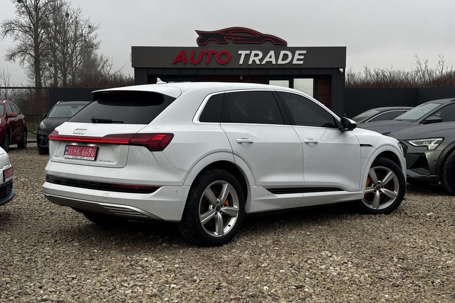 Продам Audi E-Tron 95КВТ авто у Львові  2021 года в Львове