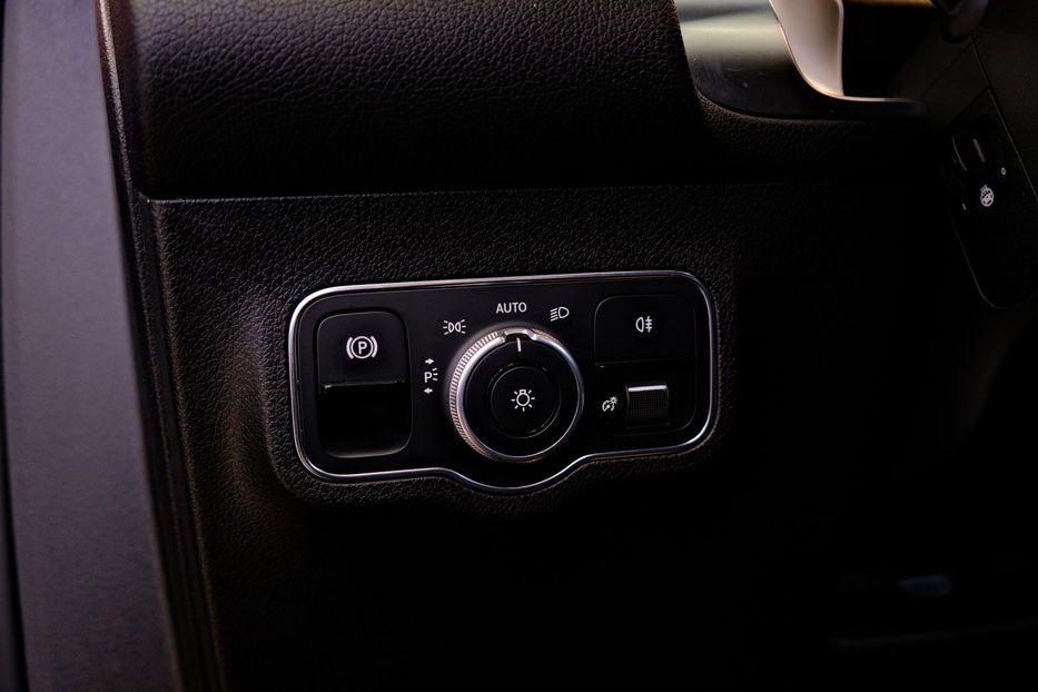 Продам Mercedes-Benz GLK-Class GLB250 AMG 2020 года в Одессе