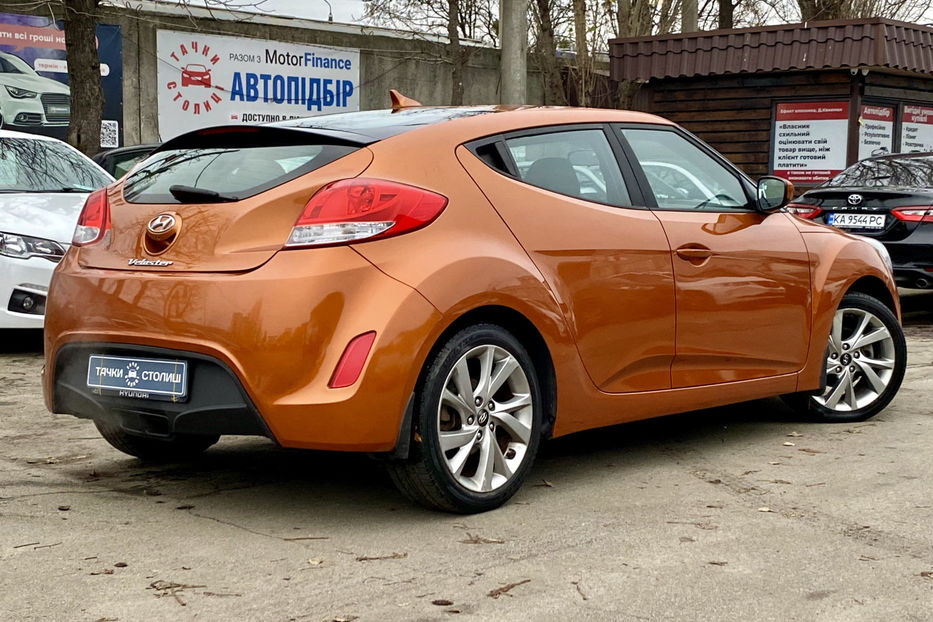 Продам Hyundai Veloster 1.6 AT (186 к.с.) 2016 года в Киеве