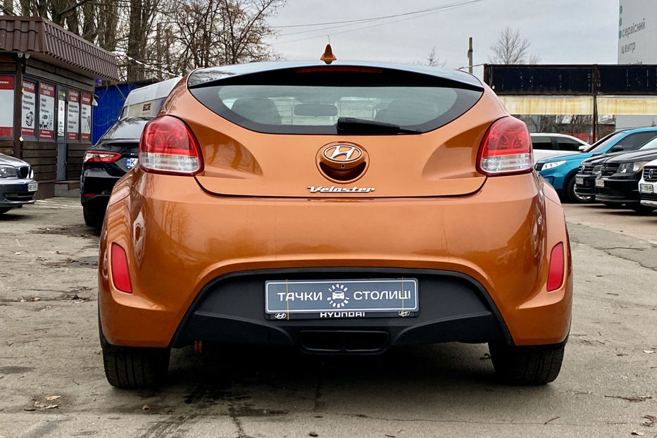 Продам Hyundai Veloster 1.6 AT (186 к.с.) 2016 года в Киеве
