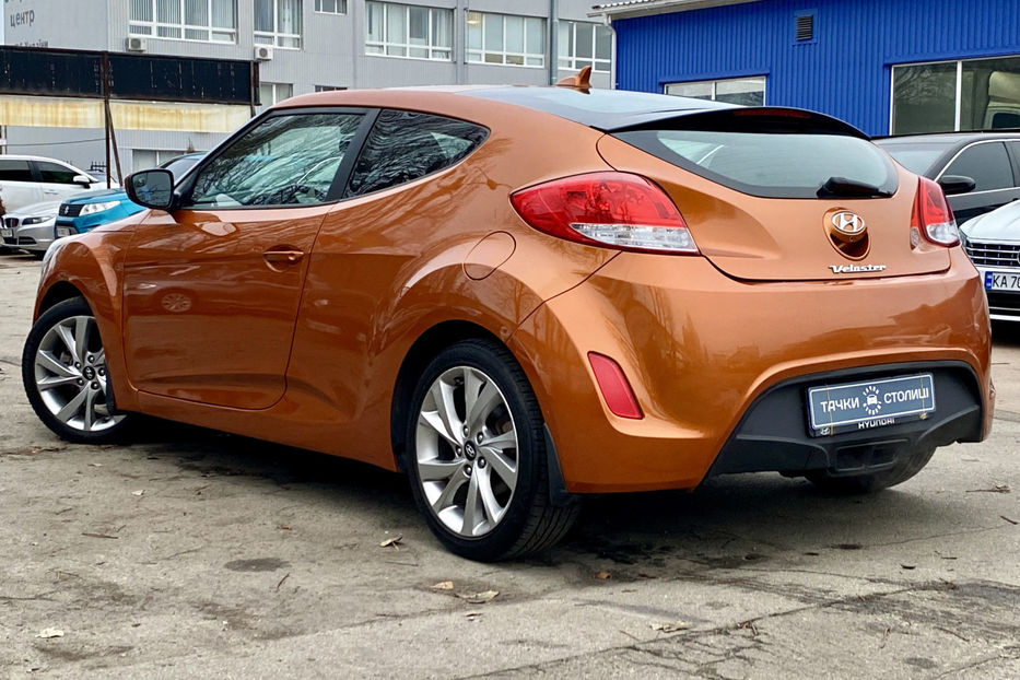 Продам Hyundai Veloster 1.6 AT (186 к.с.) 2016 года в Киеве