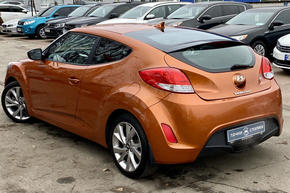 Продам Hyundai Veloster 1.6 AT (186 к.с.) 2016 года в Киеве