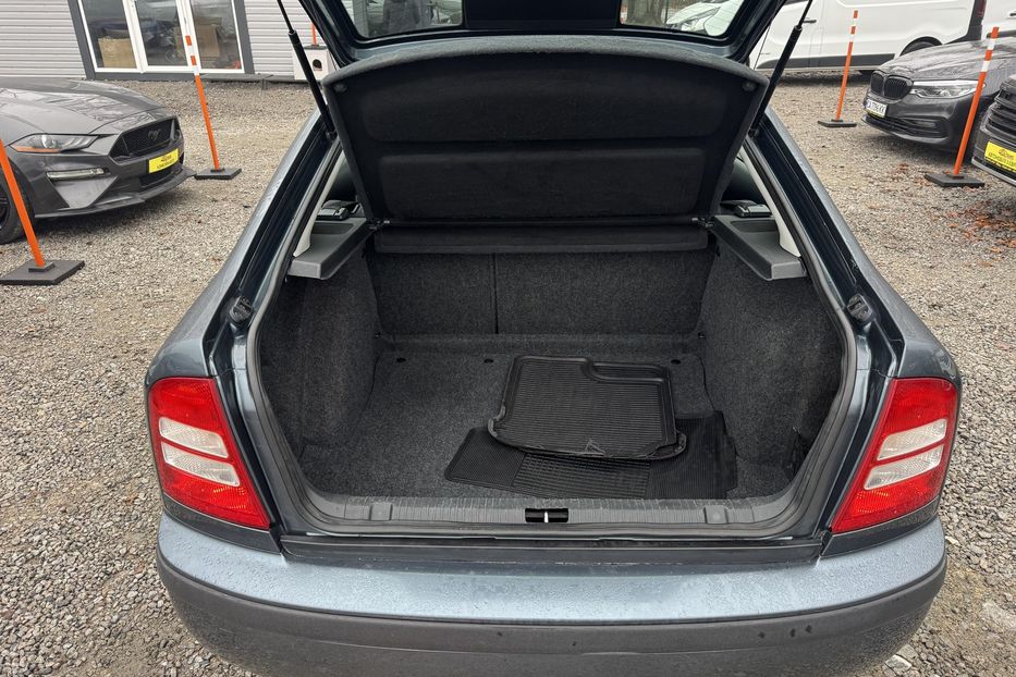 Продам Skoda Octavia Tour (COMIS) 2004 года в г. Умань, Черкасская область