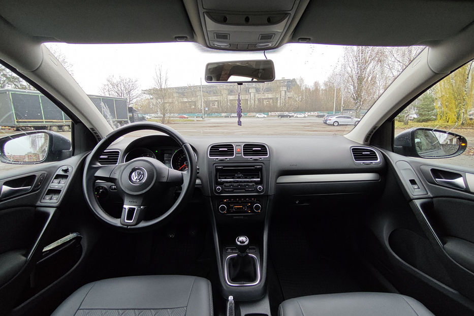 Продам Volkswagen Golf  VI 1.2 TSI MT (105 к.с.) 2012 года в Киеве