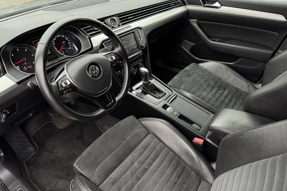 Продам Volkswagen Passat B8 COMIS 2016 года в г. Умань, Черкасская область