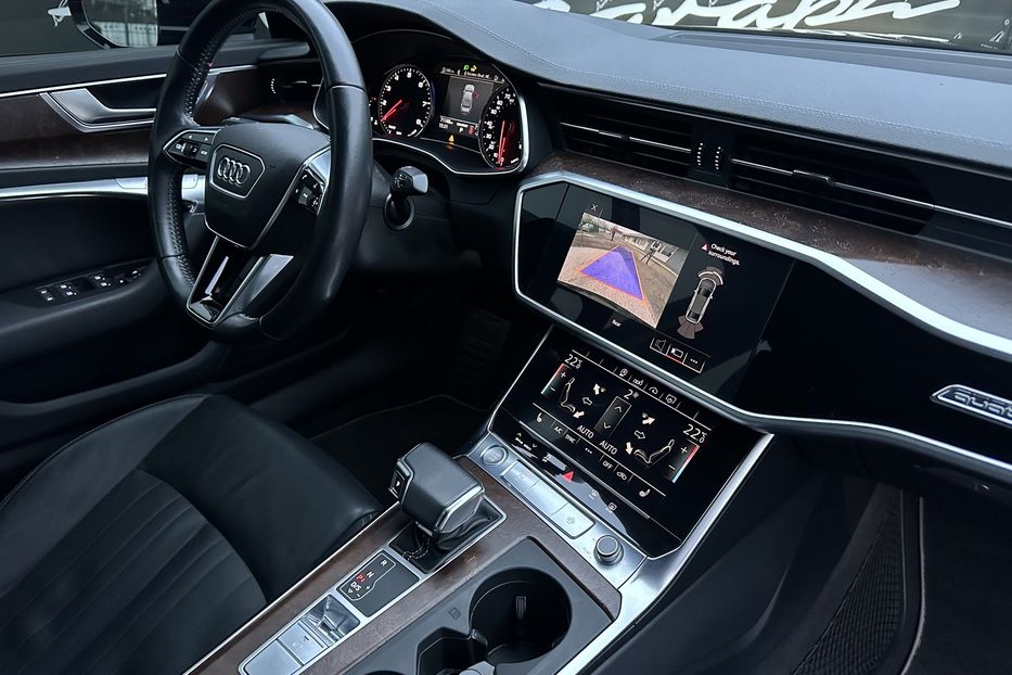 Продам Audi A6 Quattro 45TFSI MHEV 2020 года в Киеве