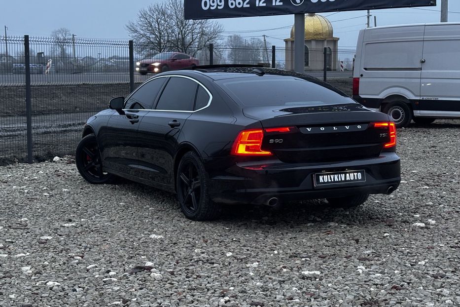 Продам Volvo S90 Full  2017 года в Львове