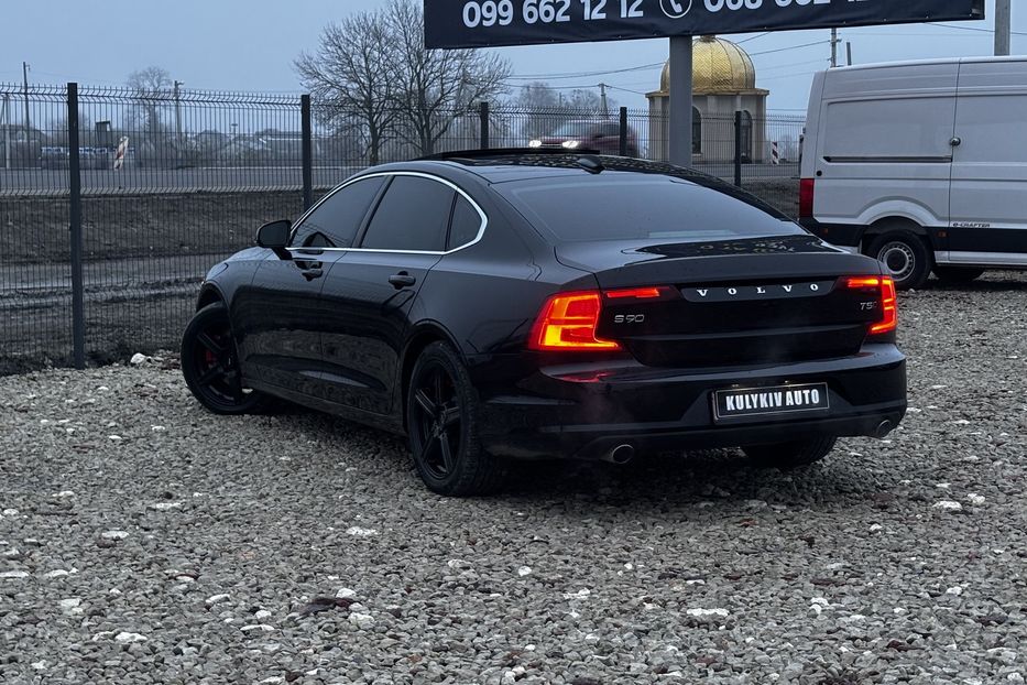 Продам Volvo S90 Full  2017 года в Львове
