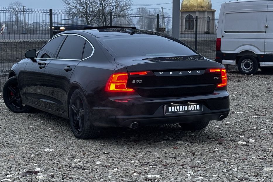 Продам Volvo S90 Full  2017 года в Львове