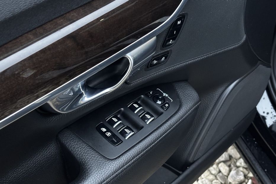 Продам Volvo S90 Full  2017 года в Львове