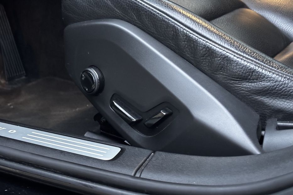 Продам Volvo S90 Full  2017 года в Львове