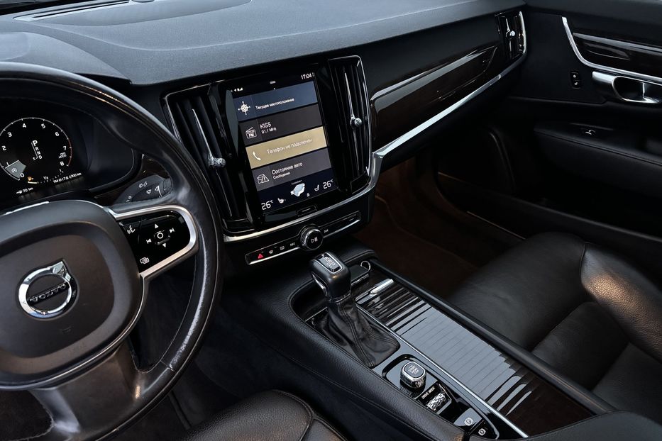 Продам Volvo S90 Full  2017 года в Львове