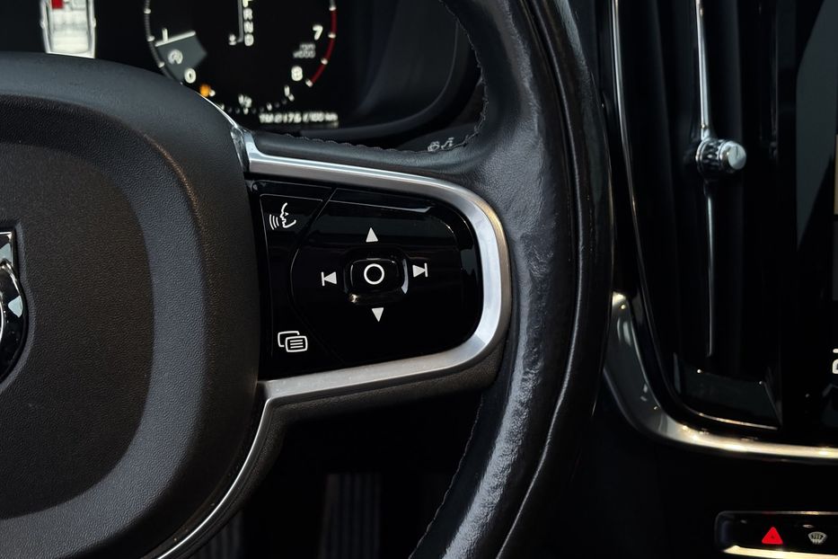 Продам Volvo S90 Full  2017 года в Львове