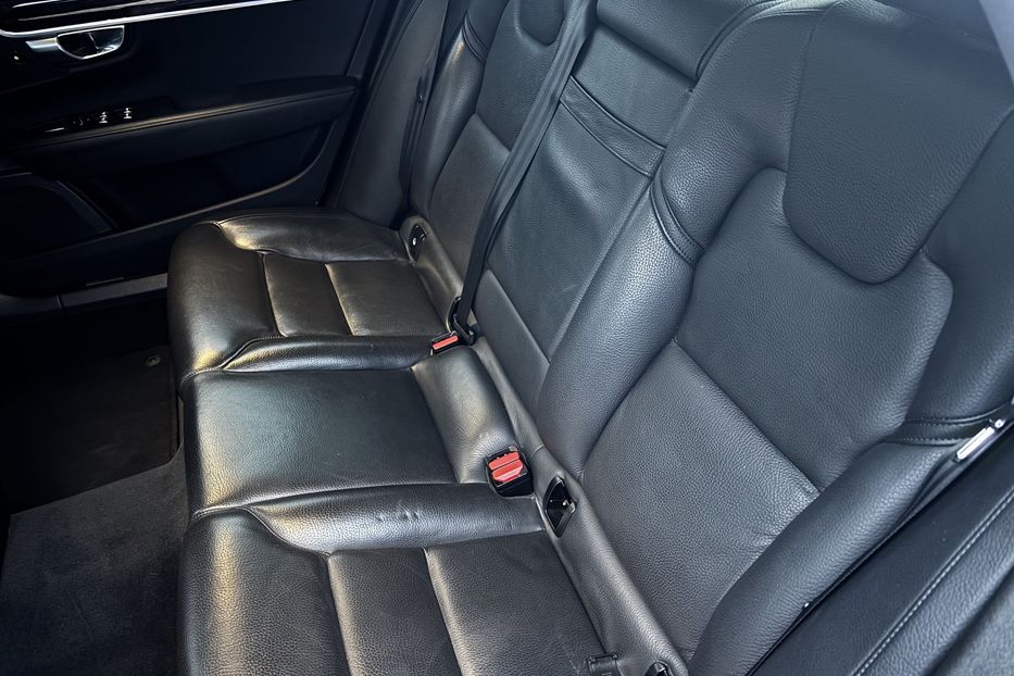 Продам Volvo S90 Full  2017 года в Львове