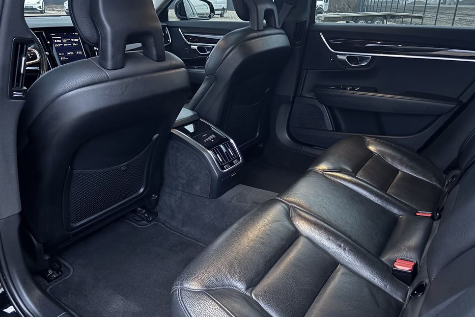 Продам Volvo S90 Full  2017 года в Львове