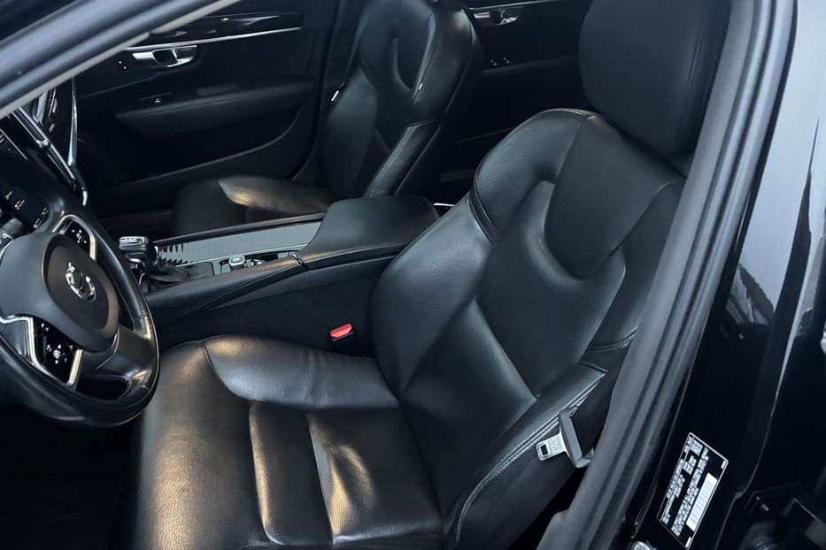 Продам Volvo S90 Full  2017 года в Львове