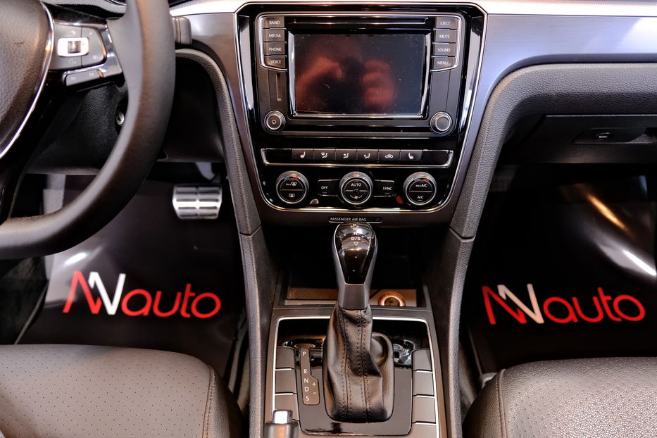 Продам Volkswagen Passat B7 2017 года в Одессе