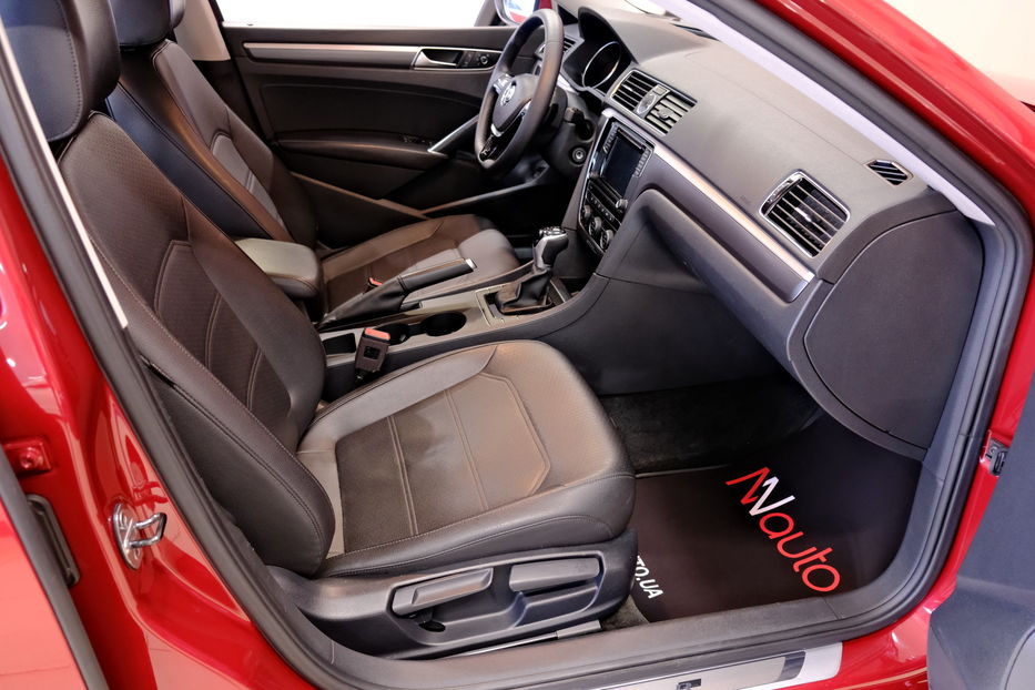 Продам Volkswagen Passat B7 2017 года в Одессе