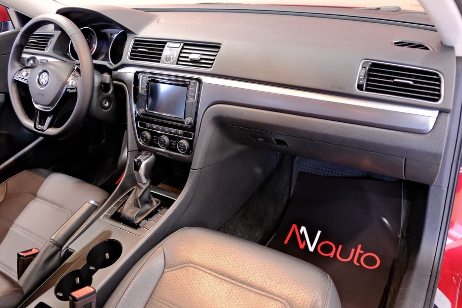 Продам Volkswagen Passat B7 2017 года в Одессе