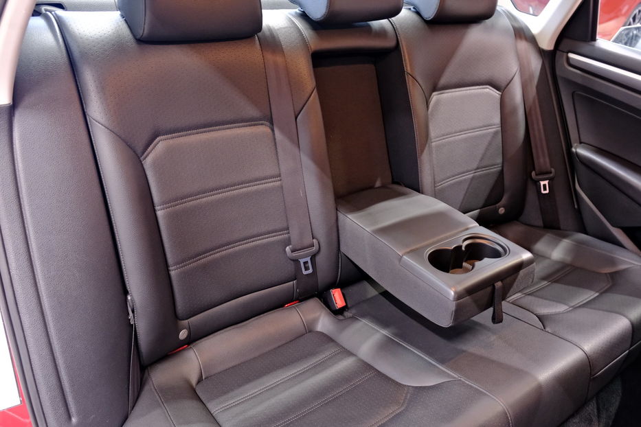 Продам Volkswagen Passat B7 2017 года в Одессе