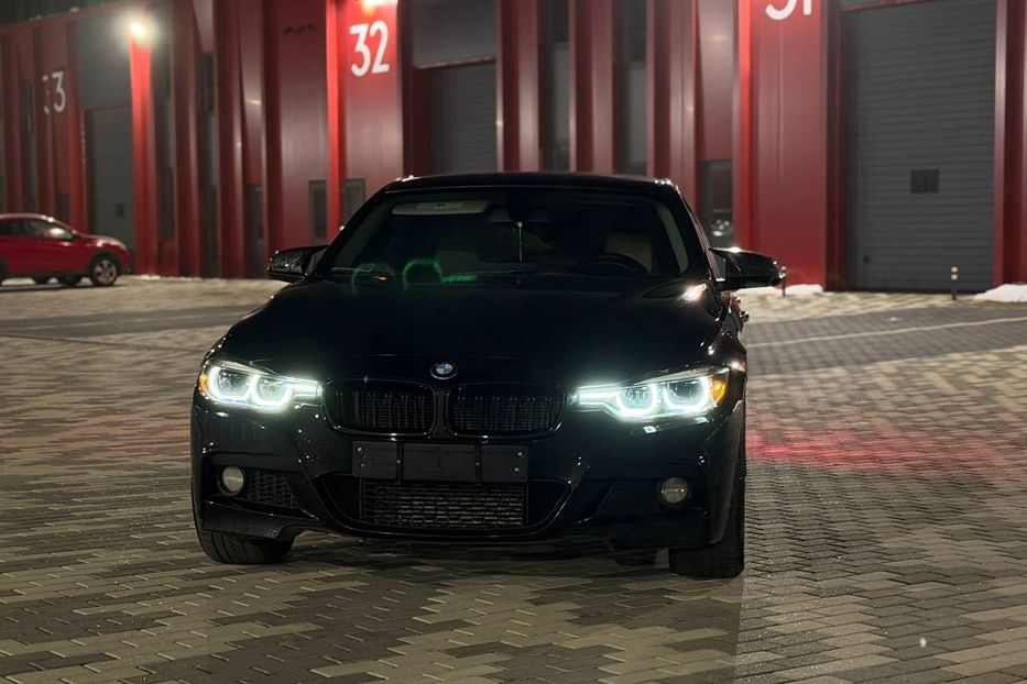 Продам BMW 3 Series 2016 года в Львове