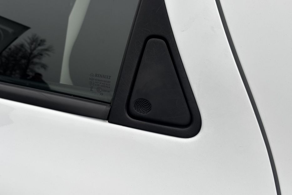 Продам Renault Zoe 52 кВт авто у Львові  2020 года в Львове