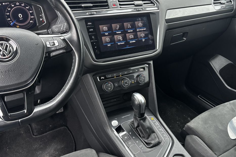 Продам Volkswagen Tiguan авто у Львові 2021 года в Львове