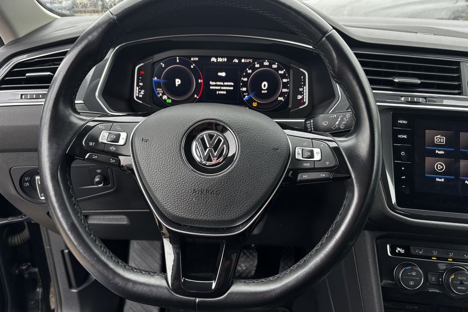 Продам Volkswagen Tiguan авто у Львові 2021 года в Львове