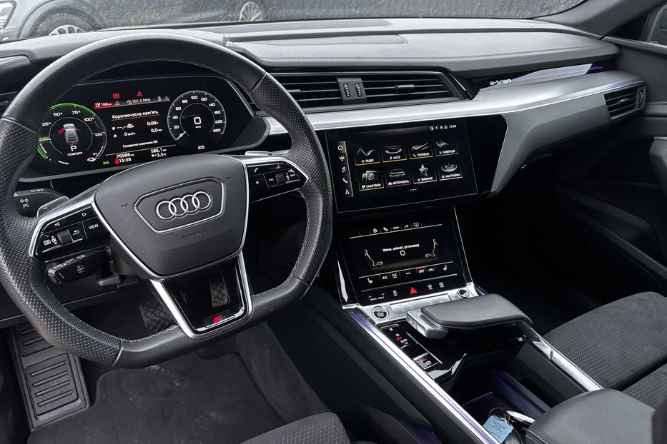 Продам Audi E-Tron SPORTBACK 55 авто у Львові  2022 года в Львове