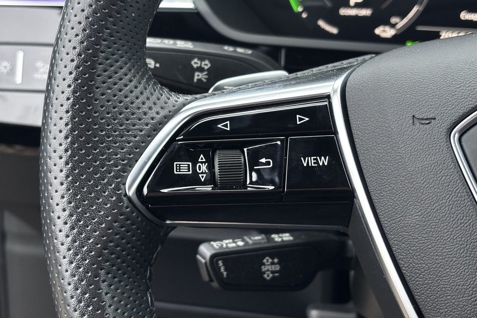 Продам Audi E-Tron SPORTBACK 55 авто у Львові  2022 года в Львове
