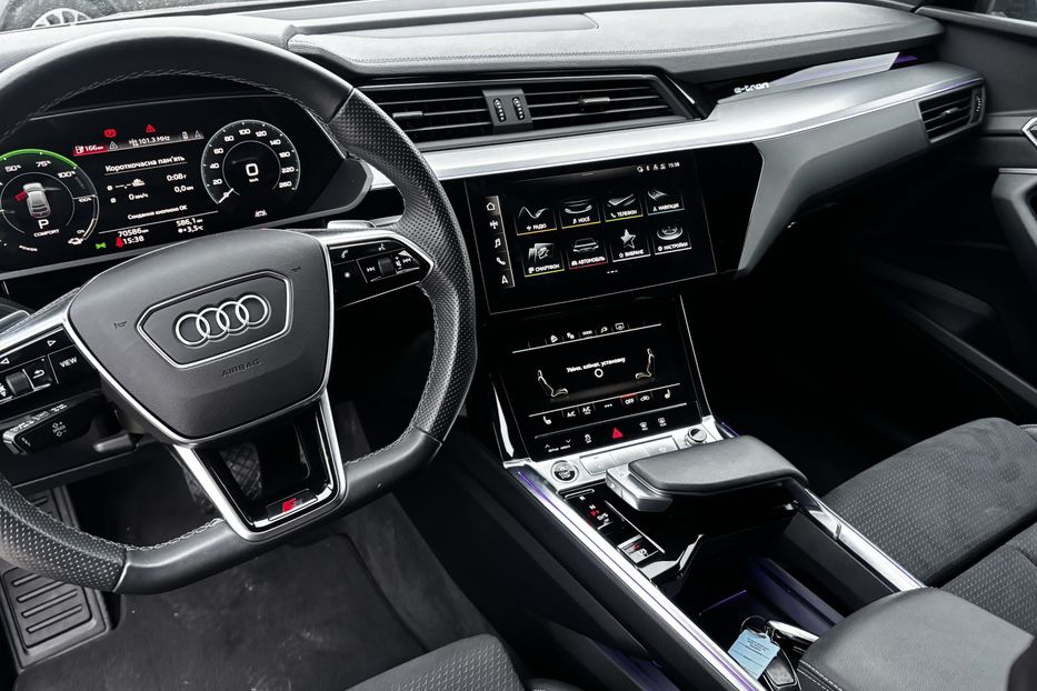 Продам Audi E-Tron SPORTBACK 55 авто у Львові  2022 года в Львове