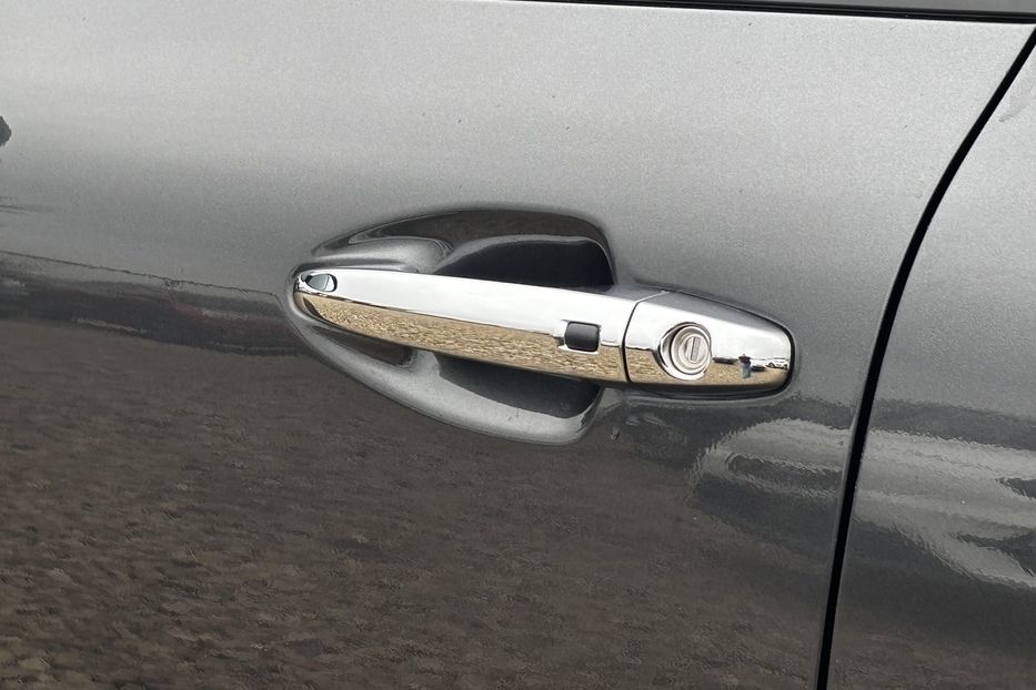 Продам Kia Niro 64 кВт авто у Львові  2021 года в Львове