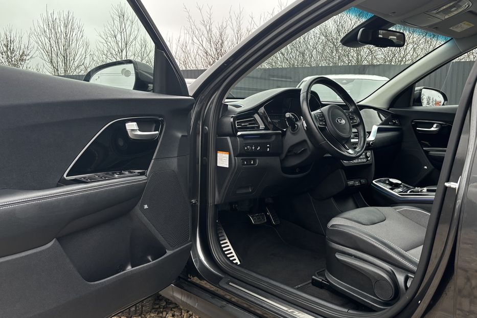 Продам Kia Niro 64 кВт авто у Львові  2021 года в Львове