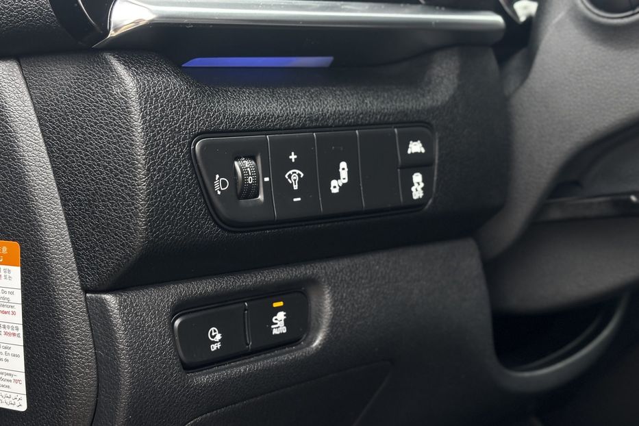 Продам Kia Niro 64 кВт авто у Львові  2021 года в Львове