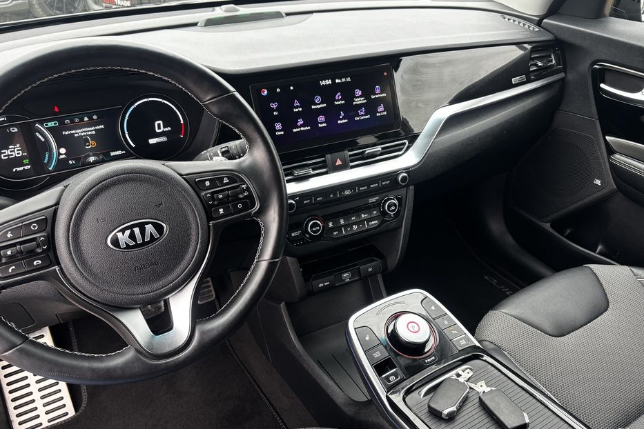 Продам Kia Niro 64 кВт авто у Львові  2021 года в Львове