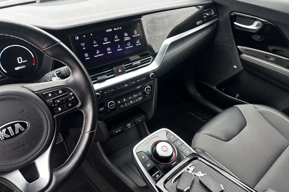 Продам Kia Niro 64 кВт авто у Львові  2021 года в Львове