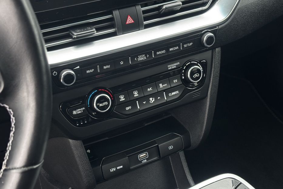 Продам Kia Niro 64 кВт авто у Львові  2021 года в Львове