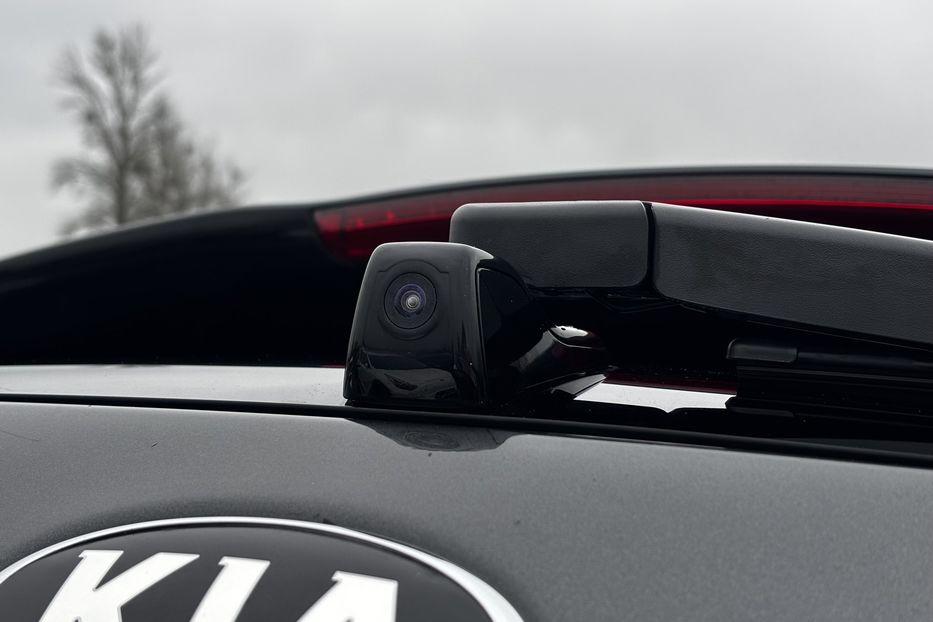 Продам Kia Niro 64 кВт авто у Львові  2021 года в Львове