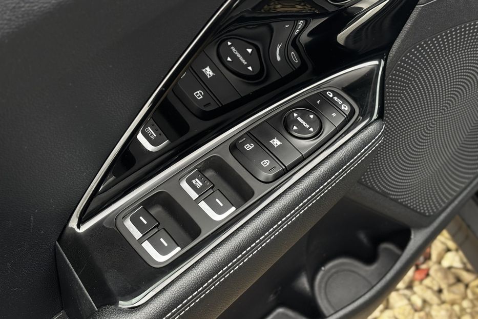 Продам Kia Niro 64 кВт авто у Львові  2021 года в Львове