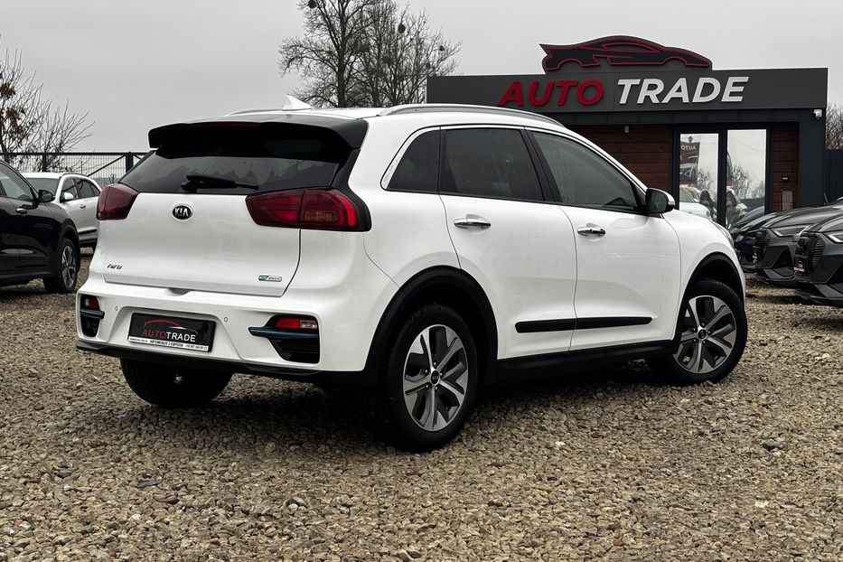 Продам Kia Niro Prestige 64 кВт авто у Львові 2020 года в Львове