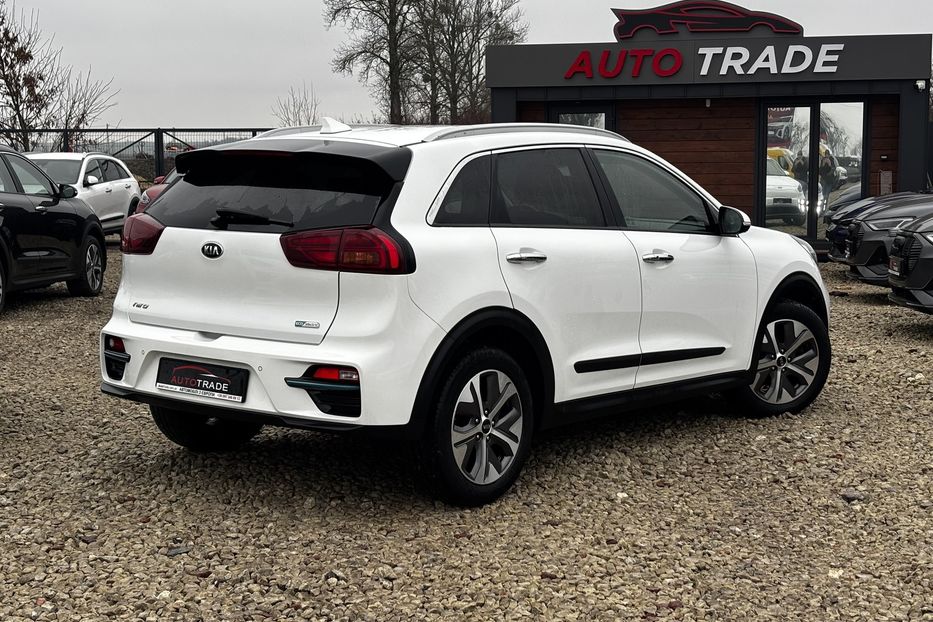 Продам Kia Niro Prestige 64 кВт авто у Львові 2020 года в Львове