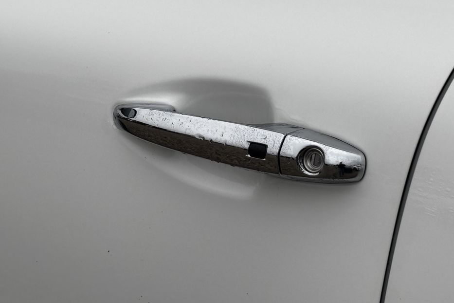 Продам Kia Niro Prestige 64 кВт авто у Львові 2020 года в Львове