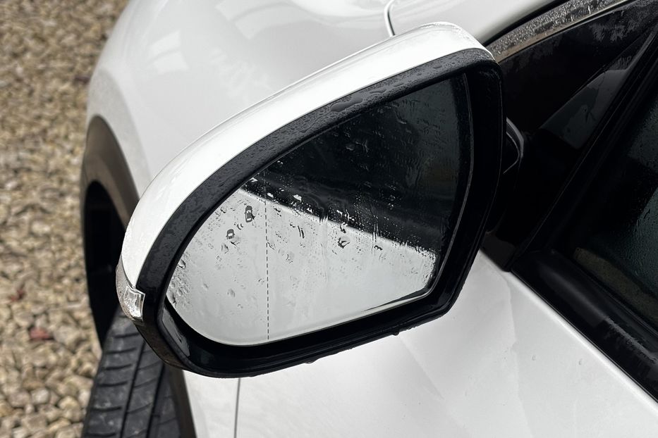 Продам Kia Niro Prestige 64 кВт авто у Львові 2020 года в Львове